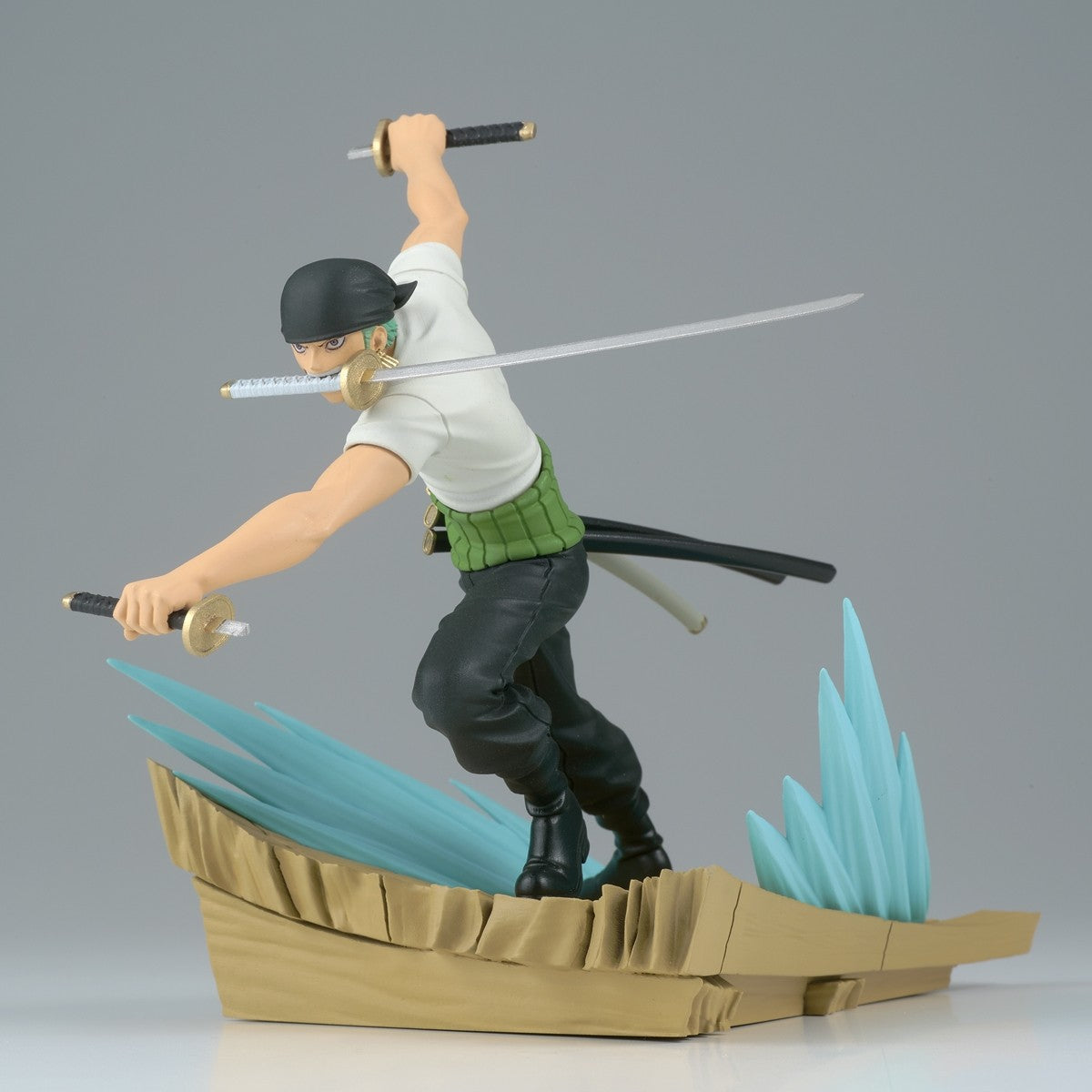 Zoro Pre Timeskip Action Figure Excellent Model ONE PIECE NEO-DX