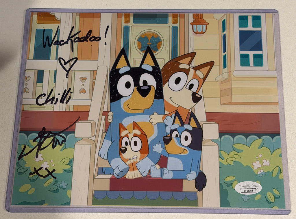 Melanie Zanetti Bluey Chilli Signed Autographed 8x10 House Photo in Protector (JSA Certified) Rare