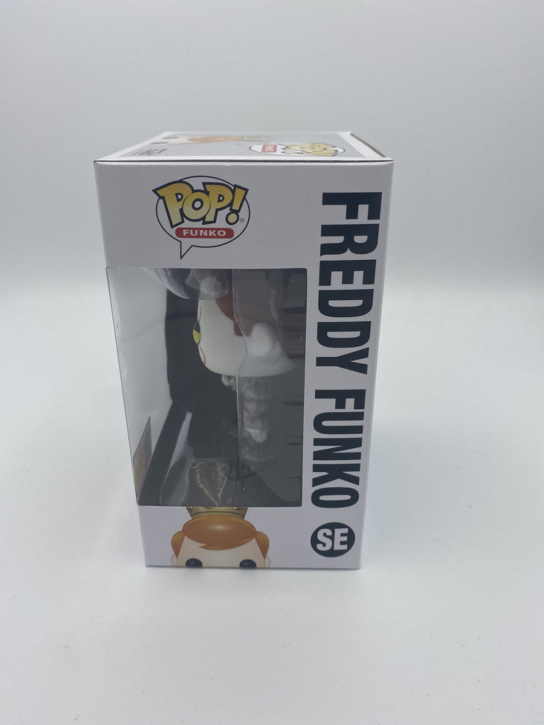 Funko Pop! Freddy Funko Pennywise SDCC Fundays Exclusive (Limited to 4000 pcs) Funko 