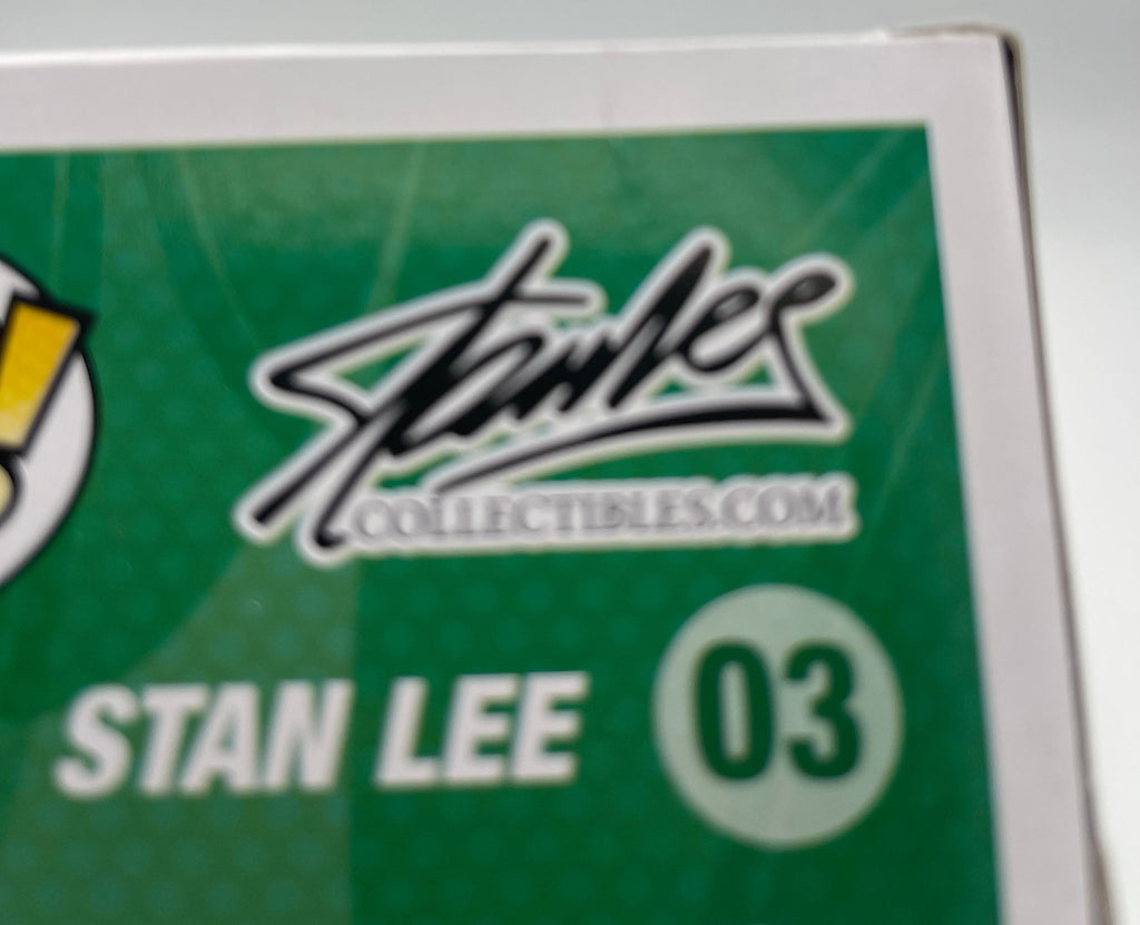 Funko Pop! Gold Stan Lee (Superhero) Exclusive Signed Autographed by Stan Lee #03 (Light Box Damage) Funko 