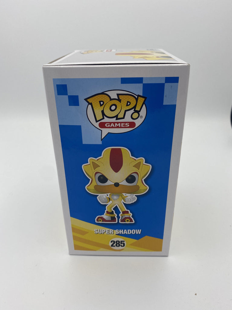 Funko Pop! Sonic The Hedgehog Super Shadow E3 Exclusive (1500 Pcs) #285 (Shelf Wear) Funko 
