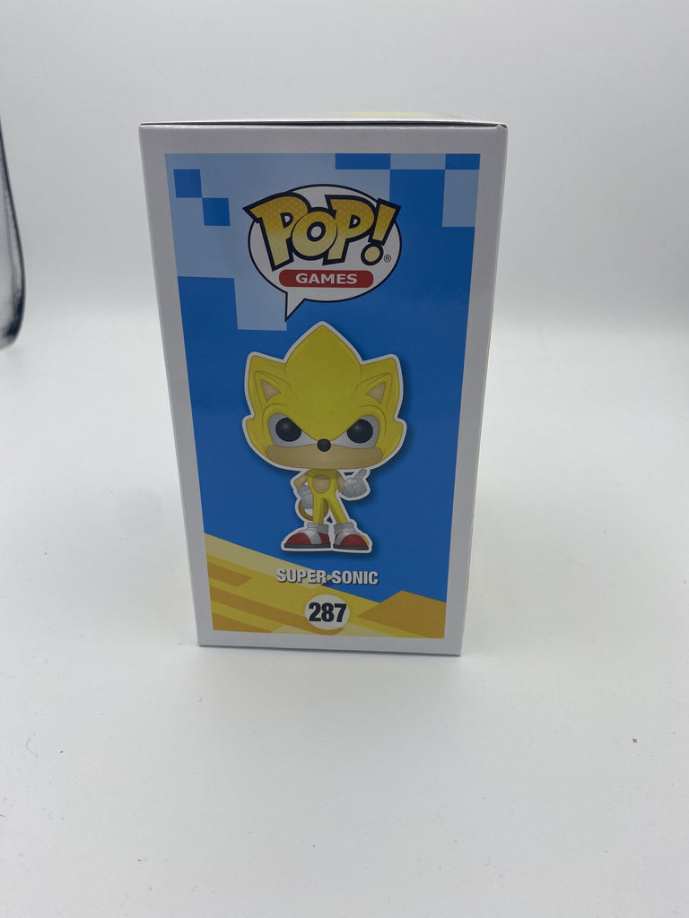 Funko Pop! Sonic the Hedgehog Super Sonic Exclusive #287 (Shelf Wear) Funko 