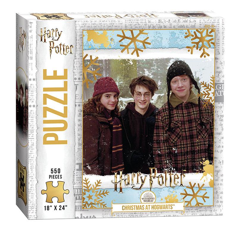 Harry Potter Christmas at Hogwarts Puzzle (550 Pieces)