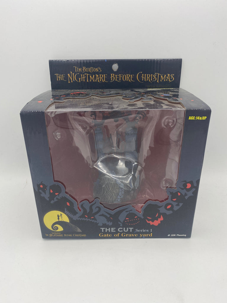 JUN Planning Tim Burton's The Nightmare Before Christmas The Cut Series 1 Gate of Grave Yard