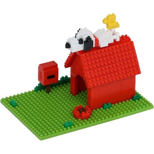 Nanoblock Peanuts Snoopy House #228 (350 PCS)
