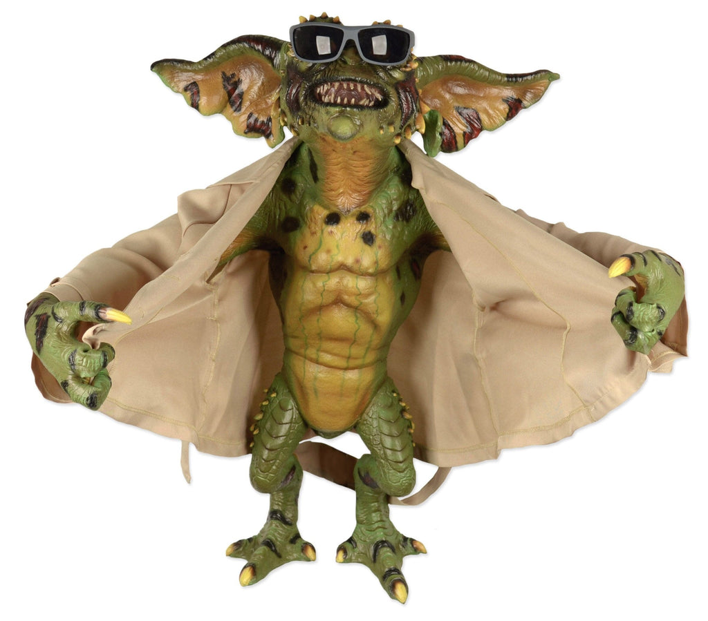 NECA Gremlins 2 Flasher Gremlin 30 Inch Prop Replica Stunt Puppet Undiscovered Realm